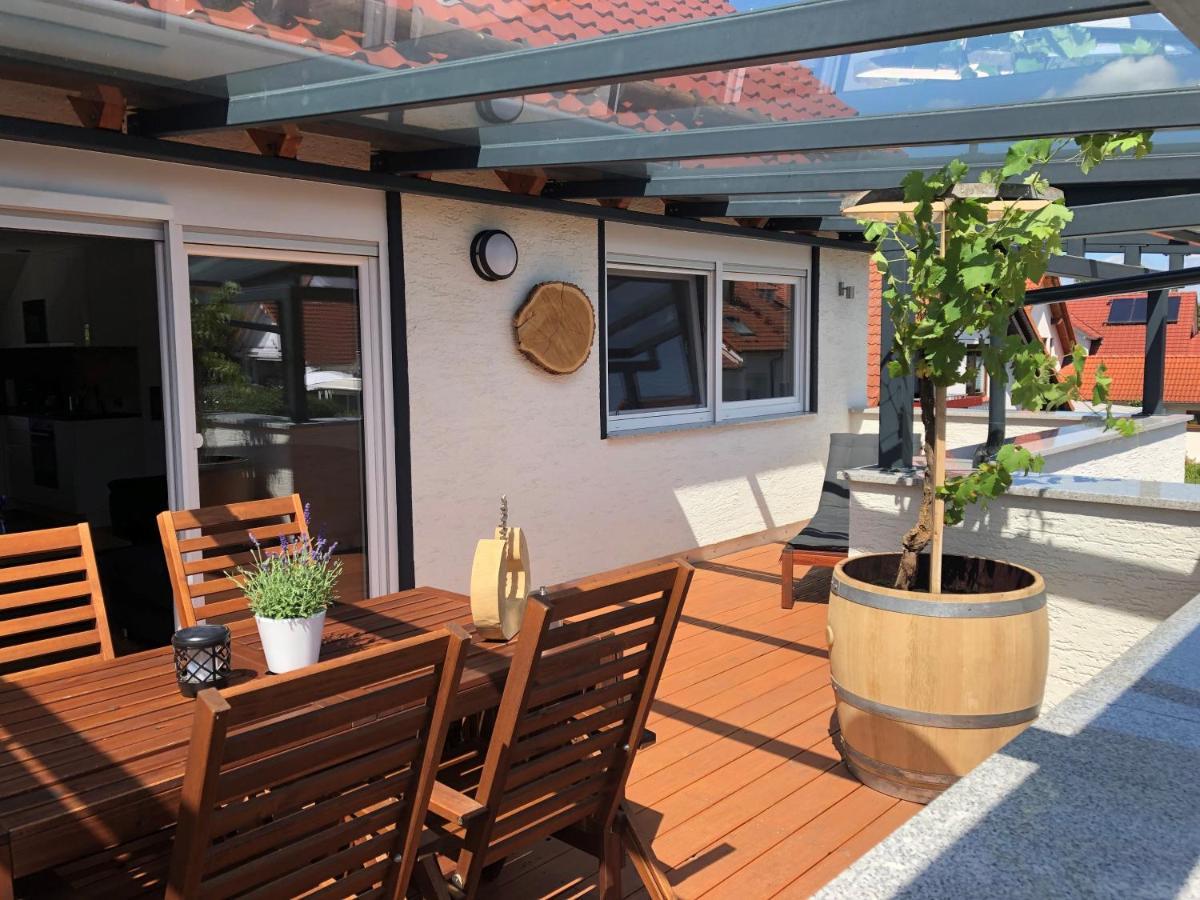 Apartment Keuerleber Holzmaden Екстериор снимка