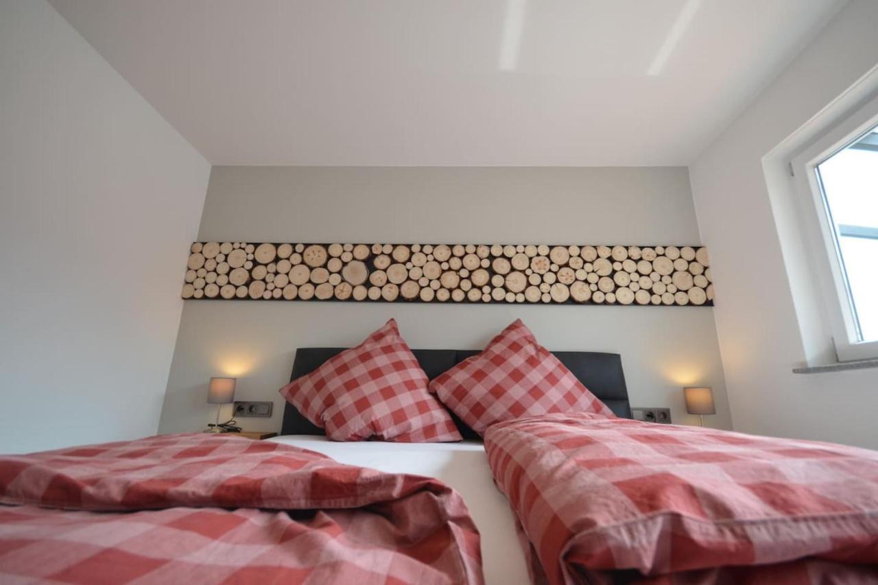 Apartment Keuerleber Holzmaden Екстериор снимка